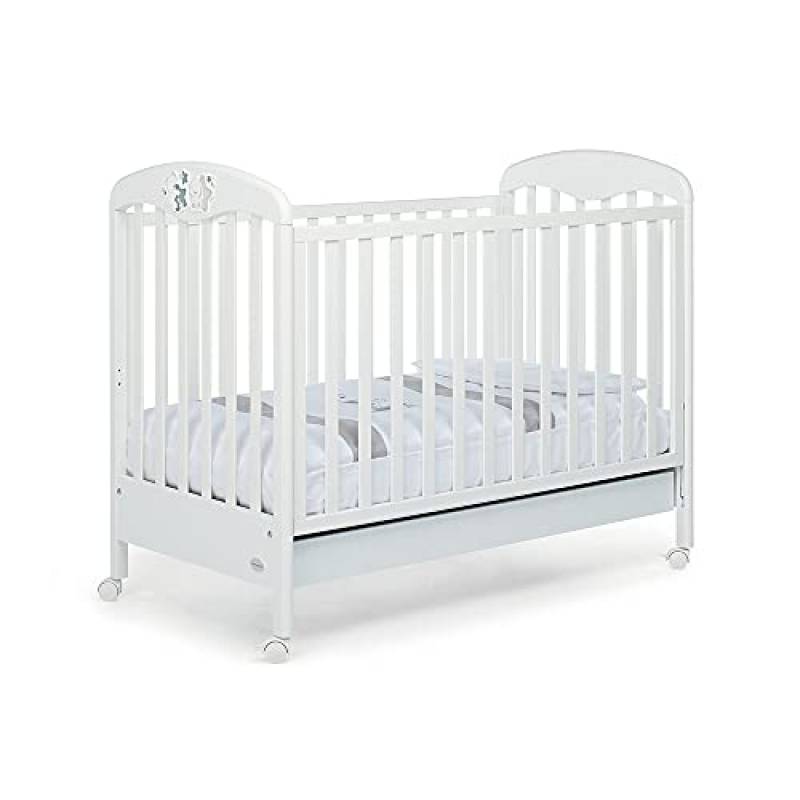 Foppapedretti Lettino con Sponda Regolabile Piccoli Amici, Legno di Faggio, Made in Italy, Rete a Doghe di Faggio, Ampio Cassetto, Regolabile a Doppia Altezza, 4 ruote, 131x71x105 cm, Bianco